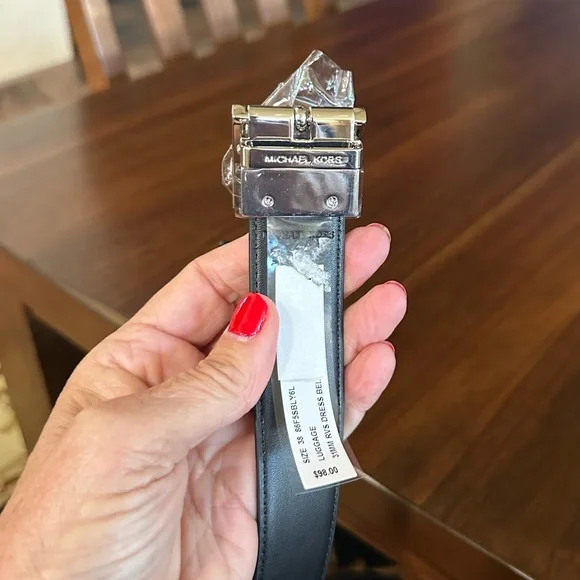 Reversible Leather Woman’s Belt - Picture 7 of 10